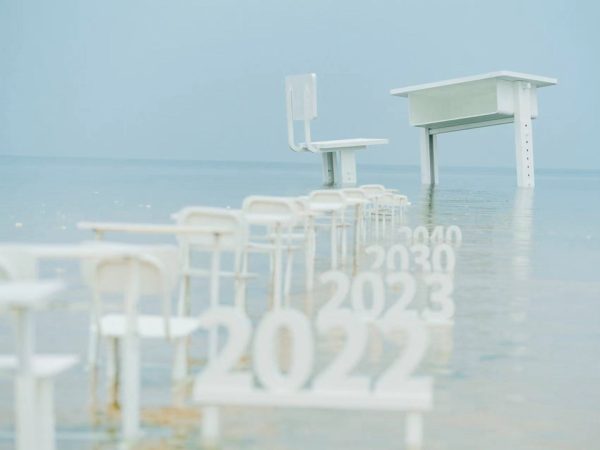 Stainless Steel Sculpture Desk Sculpture 4