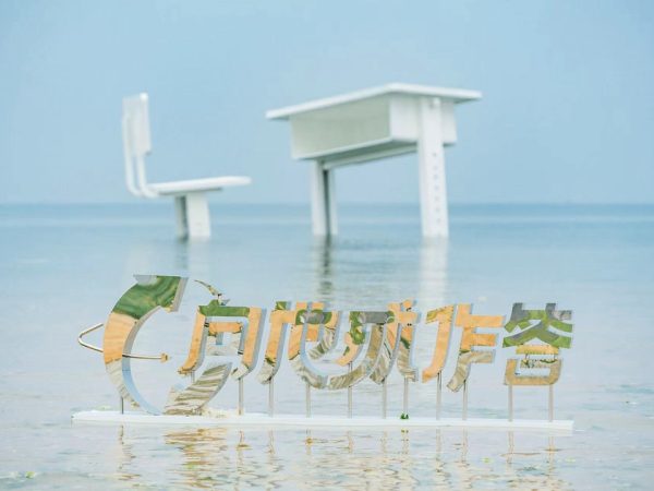 Stainless Steel Sculpture Desk Sculpture 5