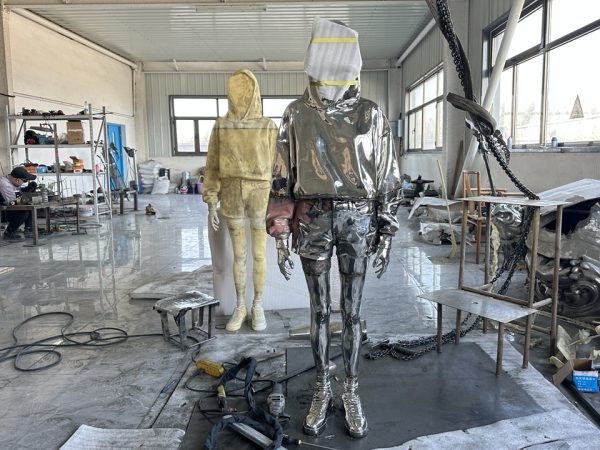 Casting-Stainless-Steel-Staute-Welding