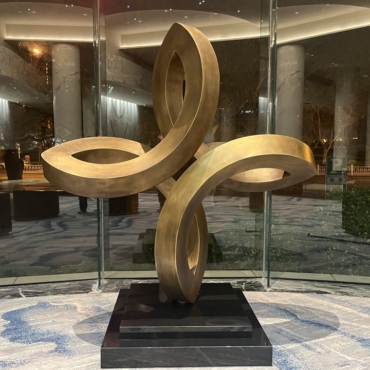 Brass-Pubilic-Art-Sculpture (2)
