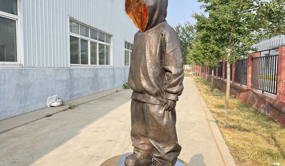 Bronze Sculpture Maker