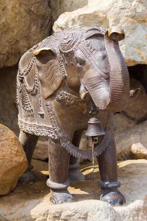 bronze sculpture art