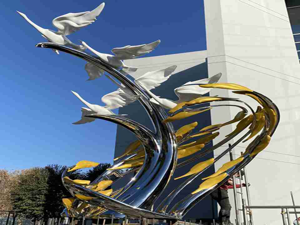 sheet steel sculpture