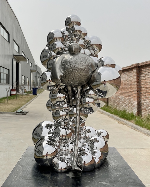 abstract metal artwork