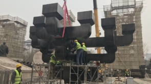 escultura de cobre para exteriores