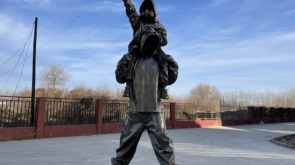 grande sculpture en bronze à vendre