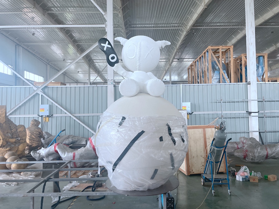 custom fiberglass sculpture