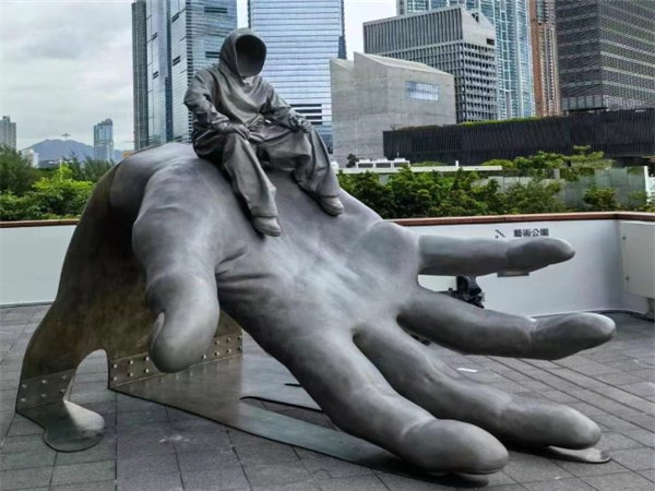Custom fiberglass sculptures 
