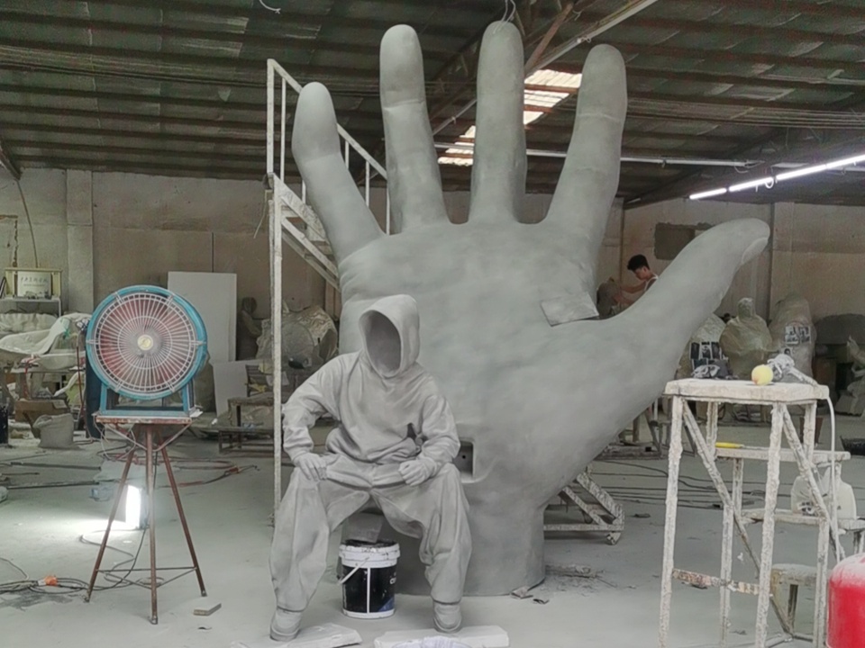 fiberglass sculpture manufacturers