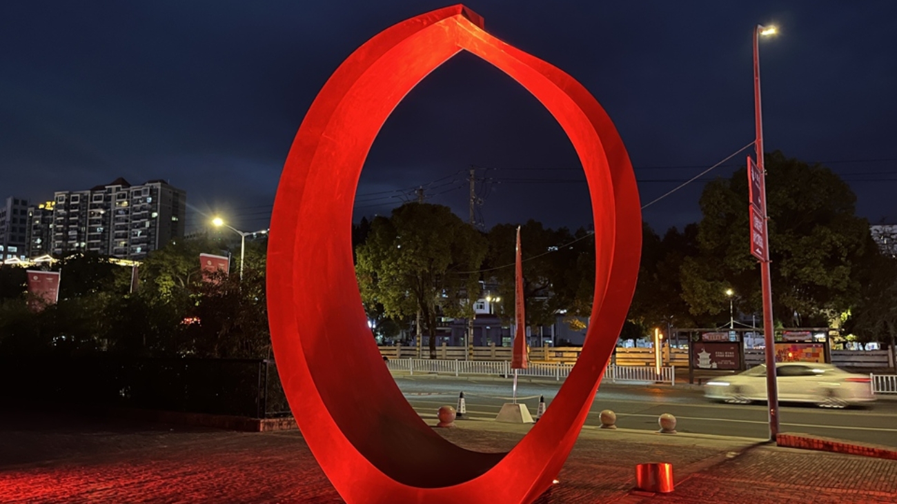 commercial stainless steel sculpture manufacturers