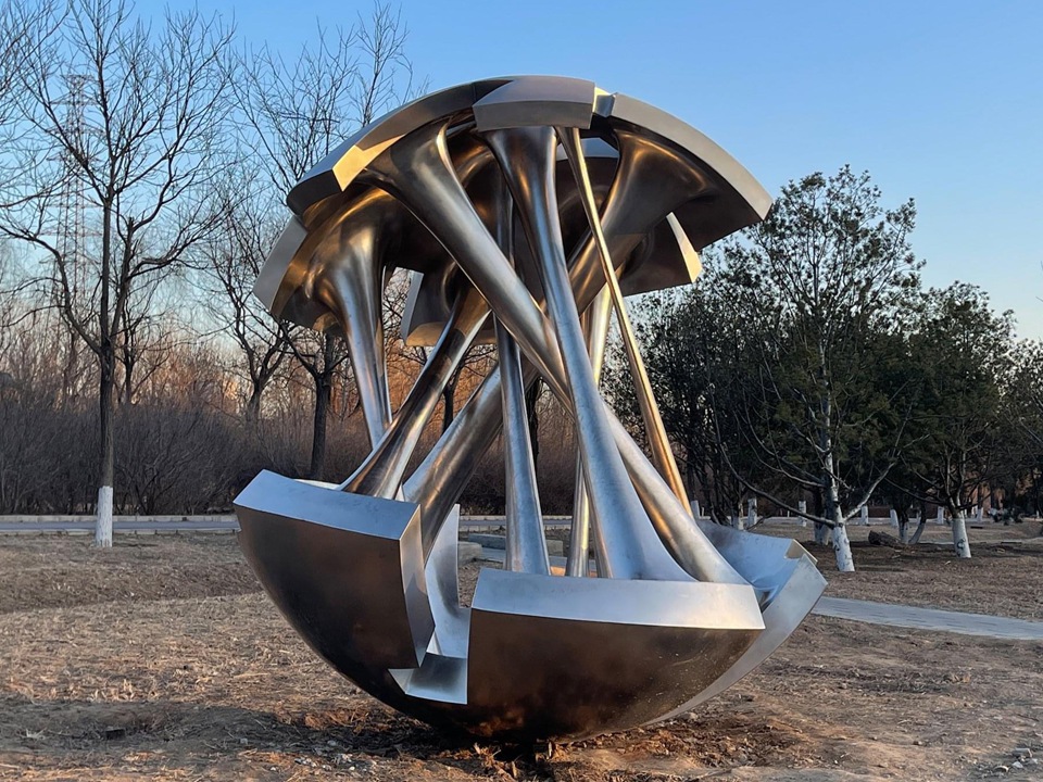Outdoor Brushed Stainless Steel Sculpture