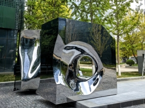 Abstract-stainless-steel-sculpture 4