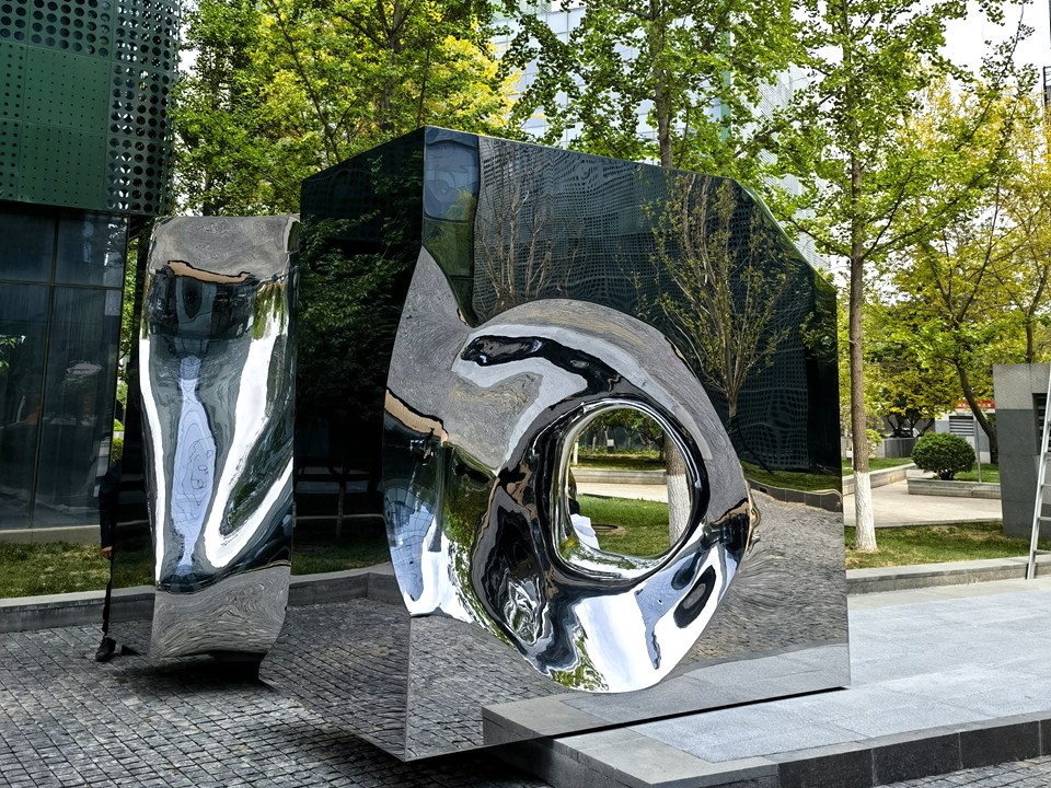 Mirror Polished Contemporary Stainless Steel Sculpture
